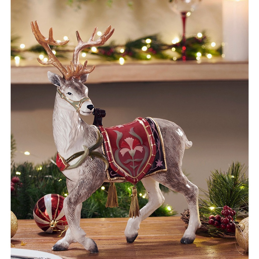 Chalet deer figurine decoration for Christmas